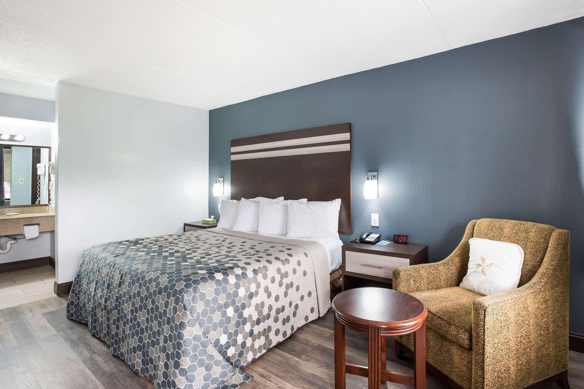 Rodeway Inn Hammonton Exterior photo
